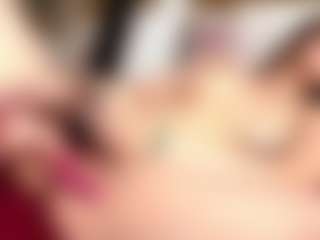 Live cam show with PetrinaRuhter - Facial on Camsoda