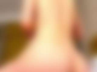 Live cam show with PetrinaRuhter - Tittyfuck on Sweet Sext