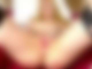 Live cam show with PetrinaRuhter - Bisexual on Gym Cam Girls