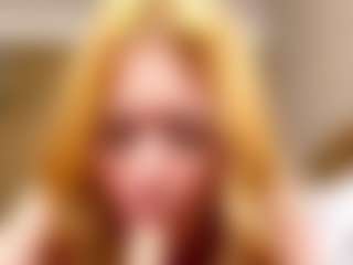 Live cam show with PetrinaRuhter - Foot Fetish on Camiplay Live