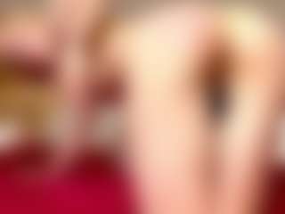 Live cam show with PetrinaRuhter - Striptease on Camsoda