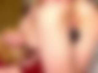 Live cam show with PetrinaRuhter - Big Tits on CamwithHer