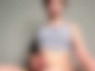 Lilian's Live Sex Cam Show