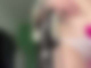 Live cam show with Lilian - Ass Clapping on SquirtSoMuch