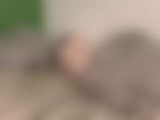 Live cam show with Lilian - Teen (18+) on Camming Site