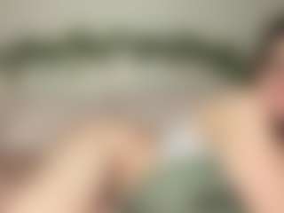 Live cam show with Quinn - Young Adult on Hubzter Live
