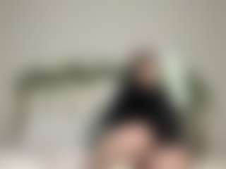 Quinn's Live Sex Cam Show