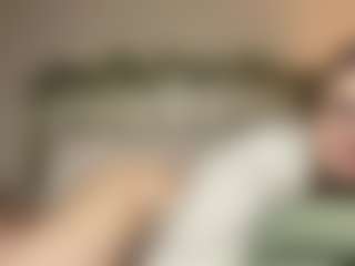 Live cam show with Quinn - Threesome on crypto-cams
