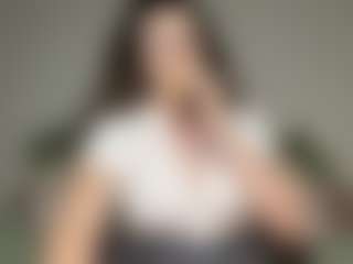 Quinn's Live Sex Cam Show