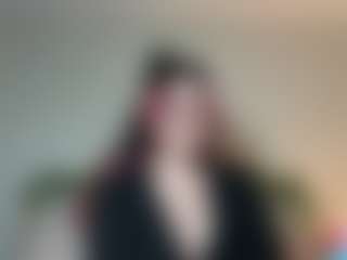 Quinn's Live Sex Cam Show