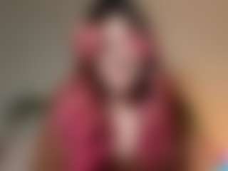 Live cam show with Quinn - Big Tits on Strip Flash - Live Sex Shows