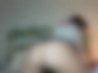 Quinn's Live Sex Cam Show