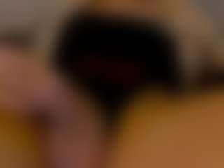 Live cam show with arianna-thonson - Drinking on slutload