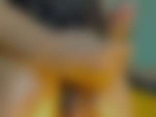 Live cam show with arianna-thonson - Drinking on xfollow cams