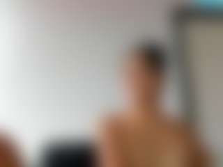 Live cam show with bliinkii - Brown Eyes on sexylive.show