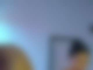 bliinkii's Live Sex Cam Show