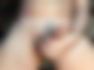 dzo74830's Live Sex Cam Show