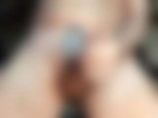 dzo74830's Live Sex Cam Show