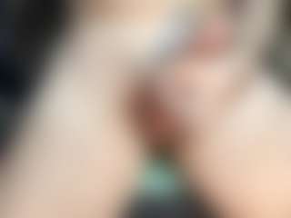 dzo74830's Live Sex Cam Show