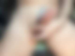 dzo74830's Live Sex Cam Show
