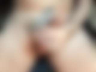 dzo74830's Live Sex Cam Show