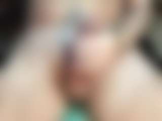 dzo74830's Live Sex Cam Show