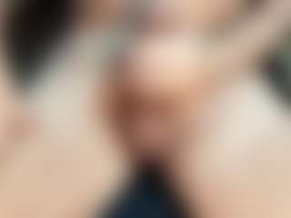 dzo74830's Live Sex Cam Show