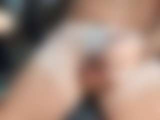 Live cam show with dzo74830 - Tease on AdultVida.com