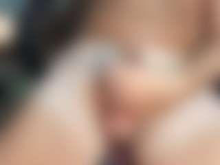 dzo74830's Live Sex Cam Show