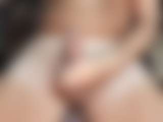 dzo74830's Live Sex Cam Show