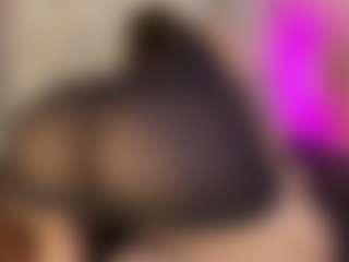 GabyyLaurens's Live Sex Cam Show