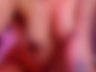 Live cam show with Jazmine-Bloom - Curly Hair on livesexfox.com