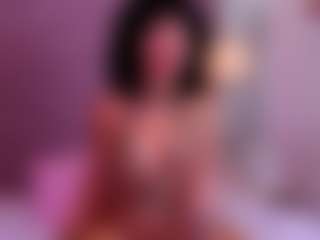 Jazmine-Bloom's Live Sex Cam Show