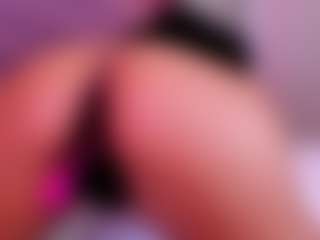 Jazmine-Bloom's Live Sex Cam Show