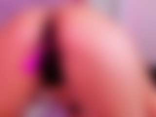 Jazmine-Bloom's Live Sex Cam Show