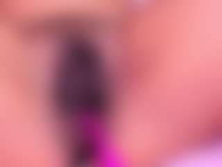 Jazmine-Bloom's Live Sex Cam Show