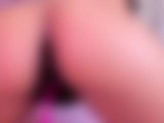 Jazmine-Bloom's Live Sex Cam Show