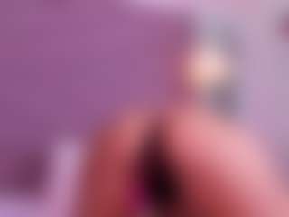 Jazmine-Bloom's Live Sex Cam Show