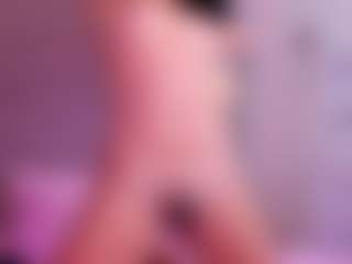 Jazmine-Bloom's Live Sex Cam Show