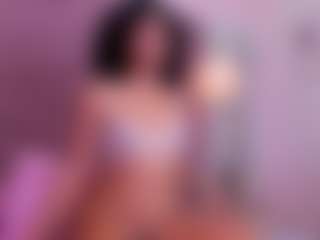Jazmine-Bloom's Live Sex Cam Show