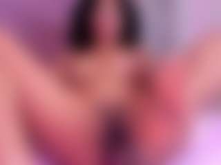 Jazmine-Bloom's Live Sex Cam Show