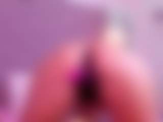 Jazmine-Bloom's Live Sex Cam Show