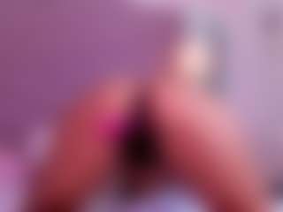 Jazmine-Bloom's Live Sex Cam Show