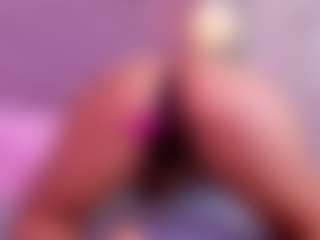 Jazmine-Bloom's Live Sex Cam Show