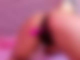 Jazmine-Bloom's Live Sex Cam Show