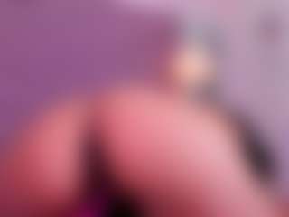 Jazmine-Bloom's Live Sex Cam Show