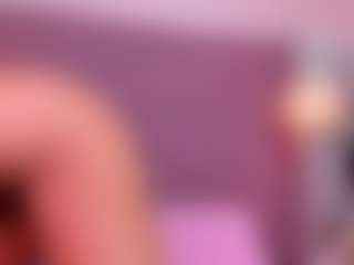 Jazmine-Bloom's Live Sex Cam Show