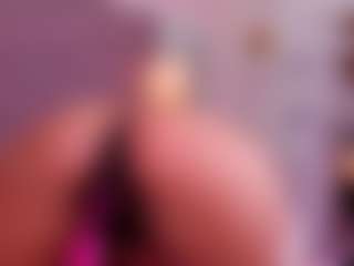 Jazmine-Bloom's Live Sex Cam Show