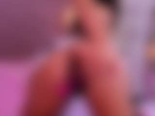 Jazmine-Bloom's Live Sex Cam Show
