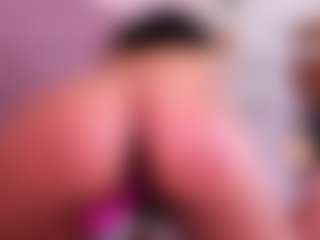 Jazmine-Bloom's Live Sex Cam Show
